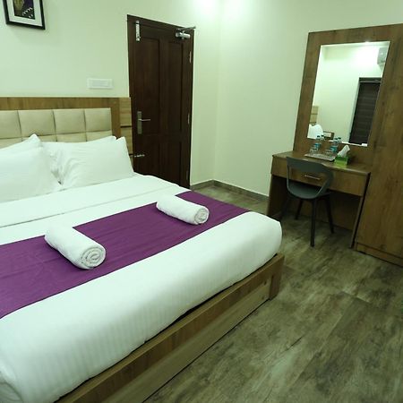 Balaji Regency Kanhangad Kannangad Eksteriør bilde