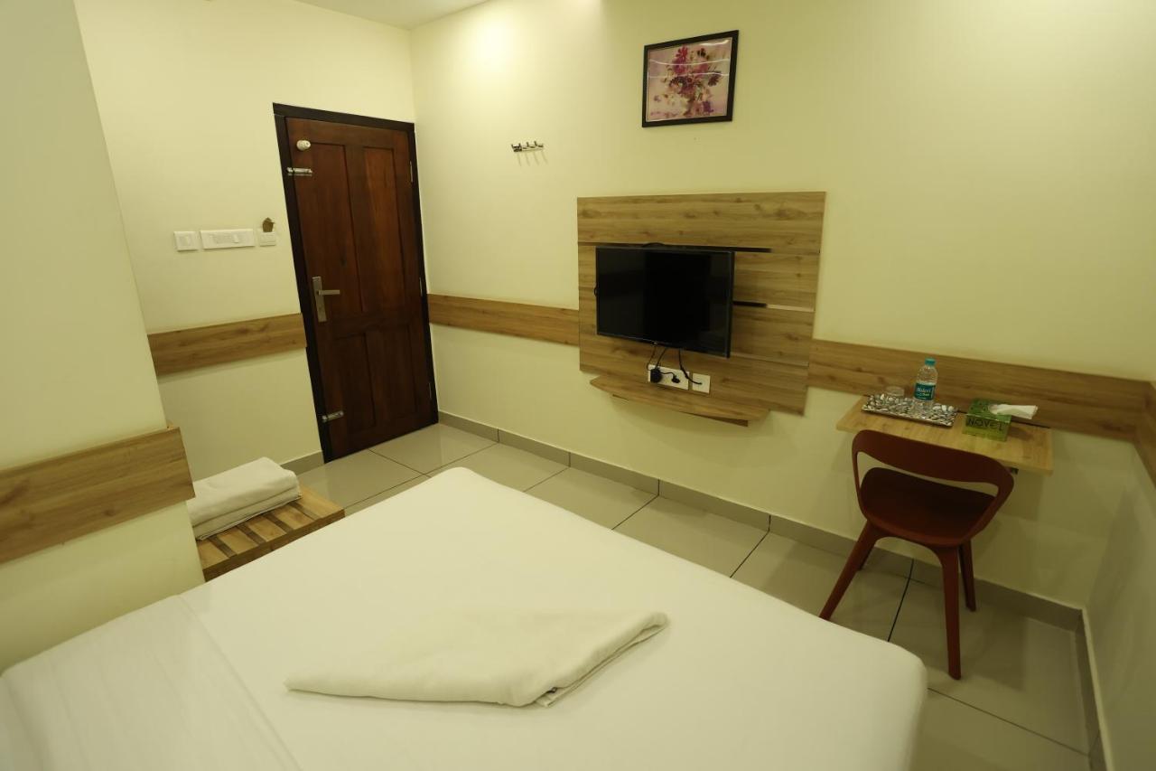 Balaji Regency Kanhangad Kannangad Eksteriør bilde