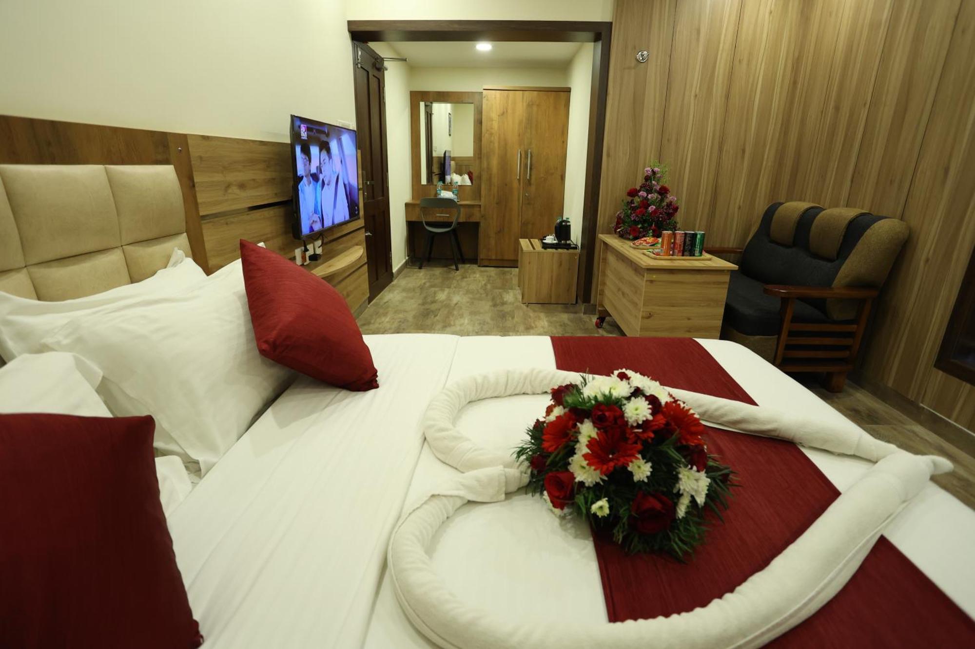 Balaji Regency Kanhangad Kannangad Eksteriør bilde