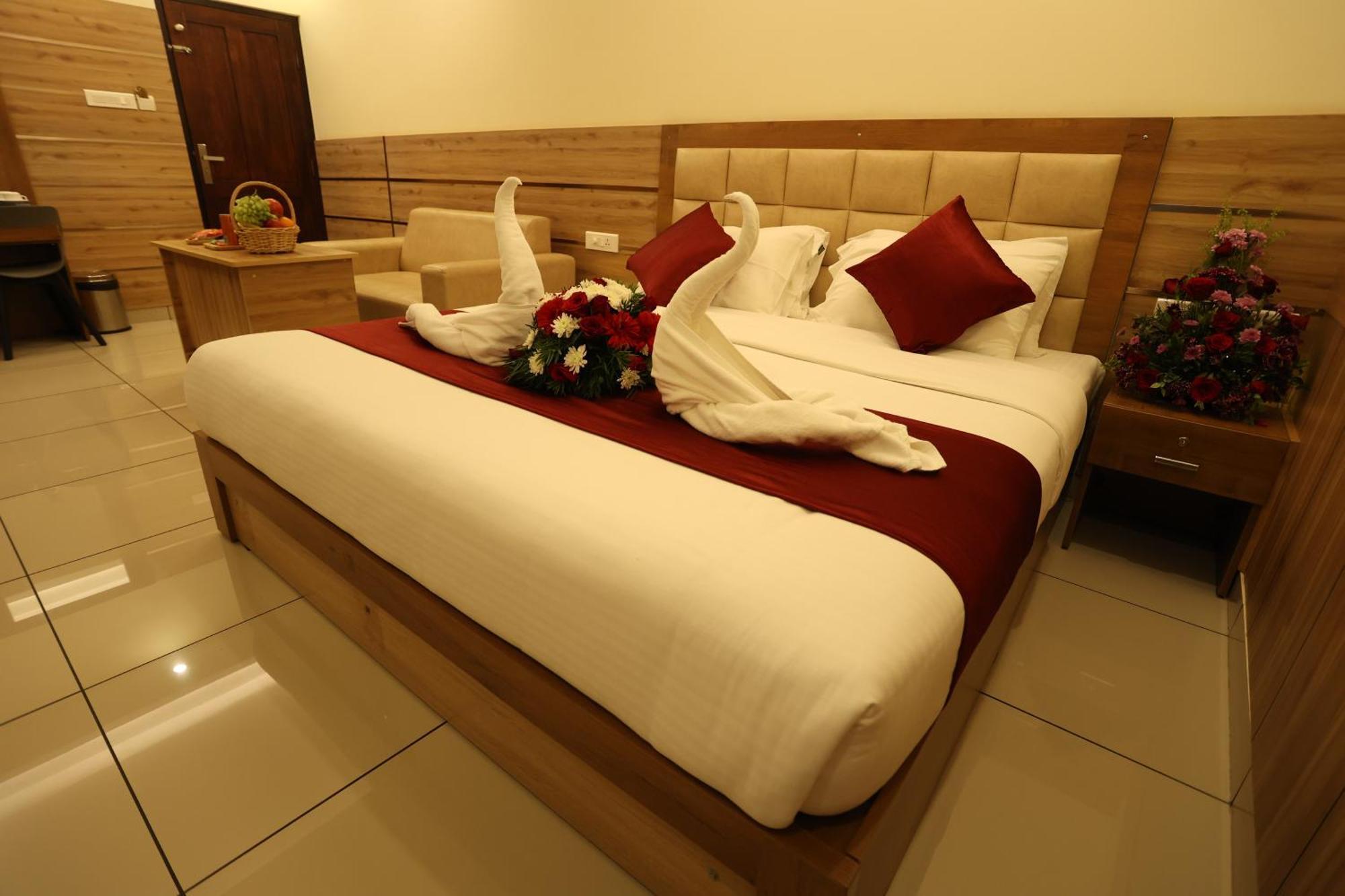 Balaji Regency Kanhangad Kannangad Eksteriør bilde