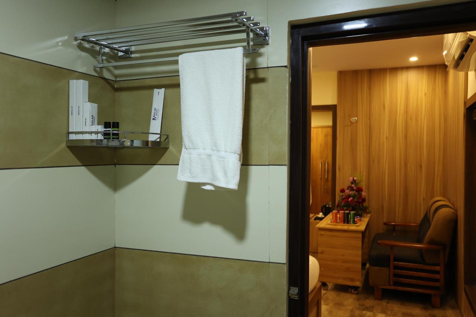 Balaji Regency Kanhangad Kannangad Eksteriør bilde